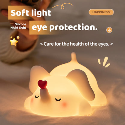 Lámpara de Noche Elefante con Corazón – LED Blanca, Recargable por USB Type-C